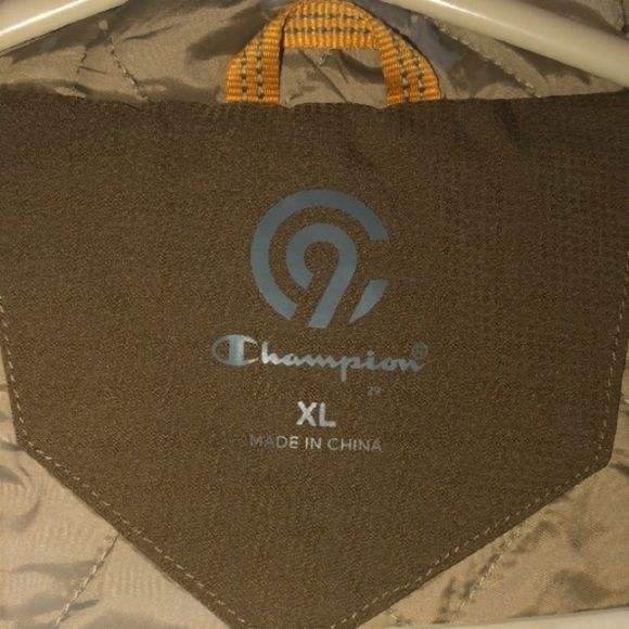 CHAMPION 🧥 - Picture 5 of 15